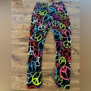 LuLaRoe ladies Peace and Love leggings